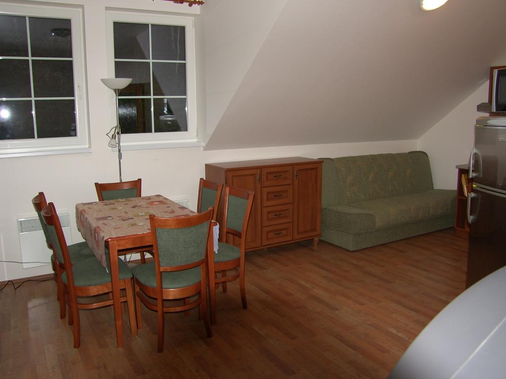 Horské apartmány Jeseníky Malá Morávka Szoba fotó